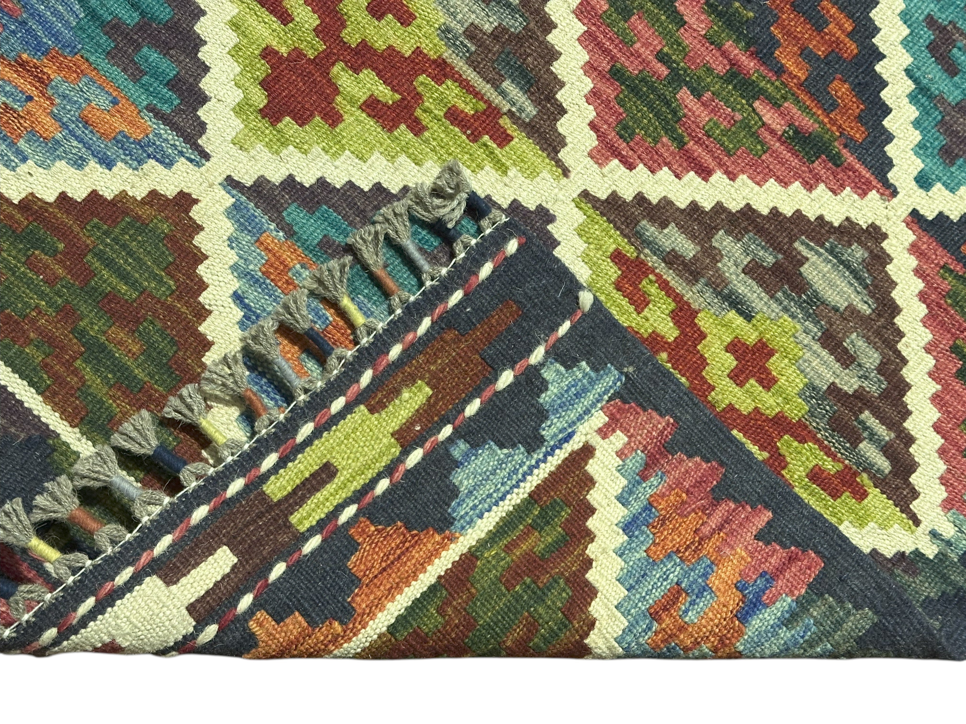 Hand-Woven Afghani Kilim Wool Rug 2'9" x 6'7"