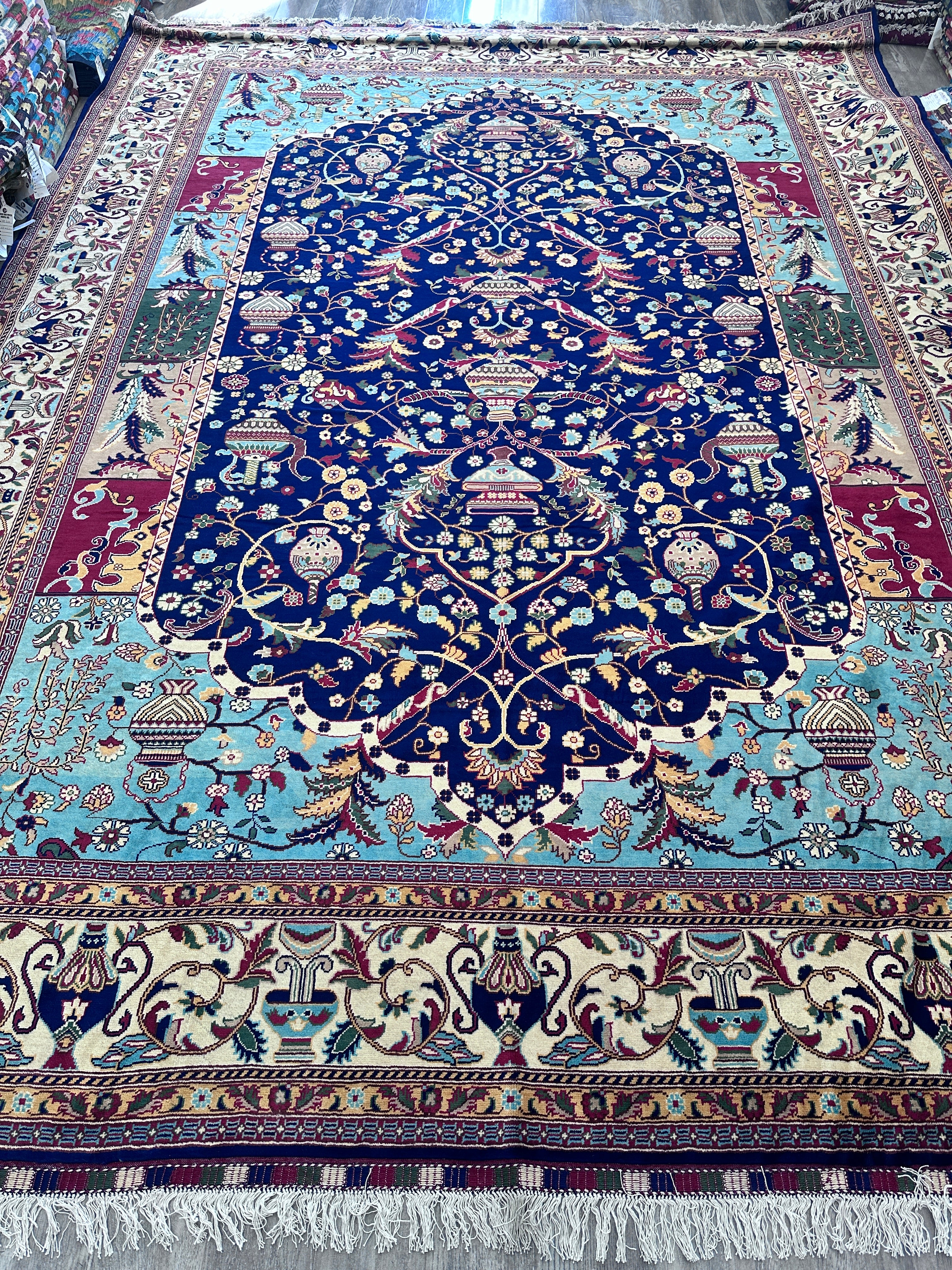Hand-Knotted Afghani Vase Wool Rug – 10’0″ x 13’7″