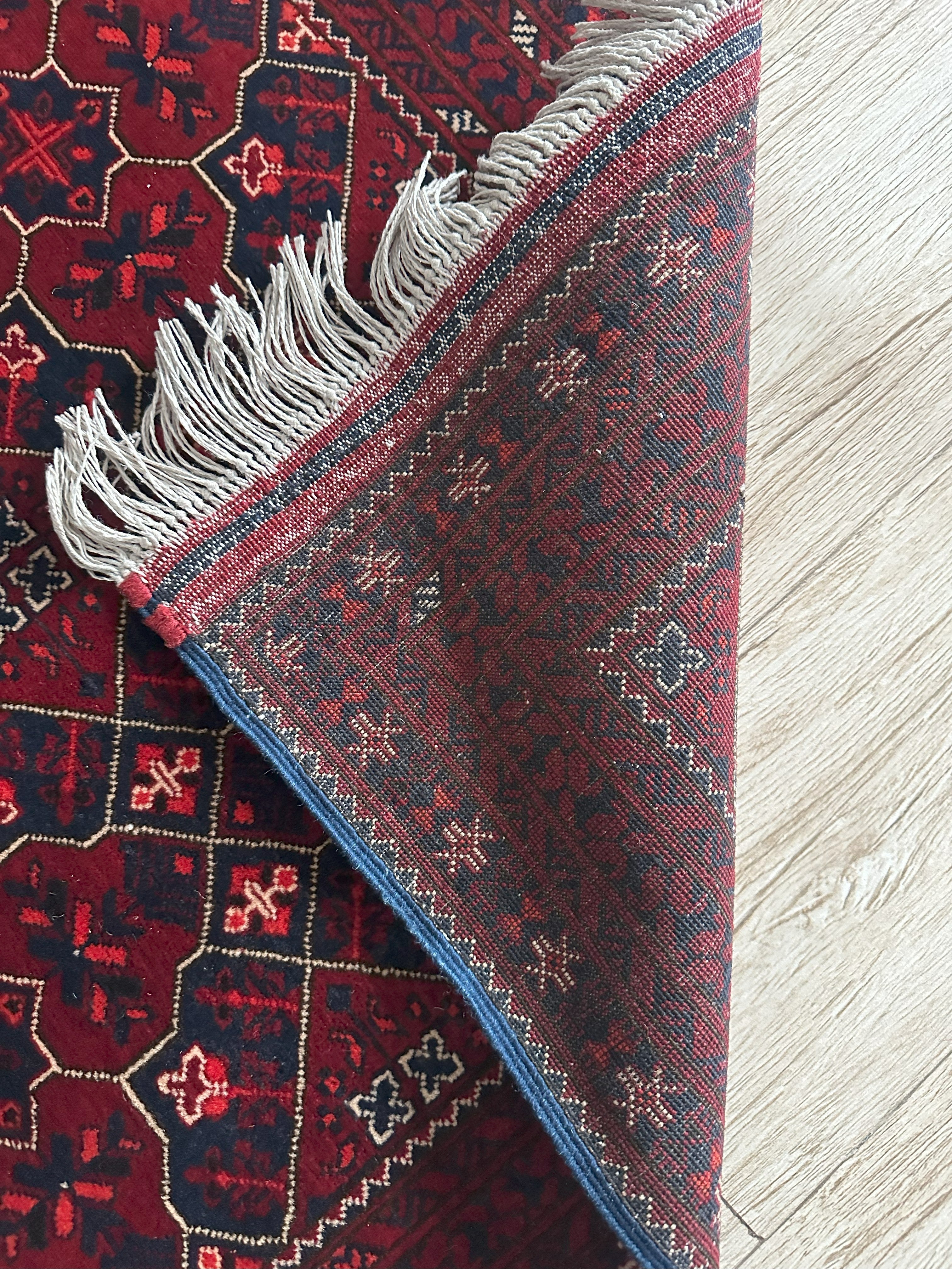 Hand-Knotted Afghani Yusufi Wool Rug – 2’11″ x 9’9″