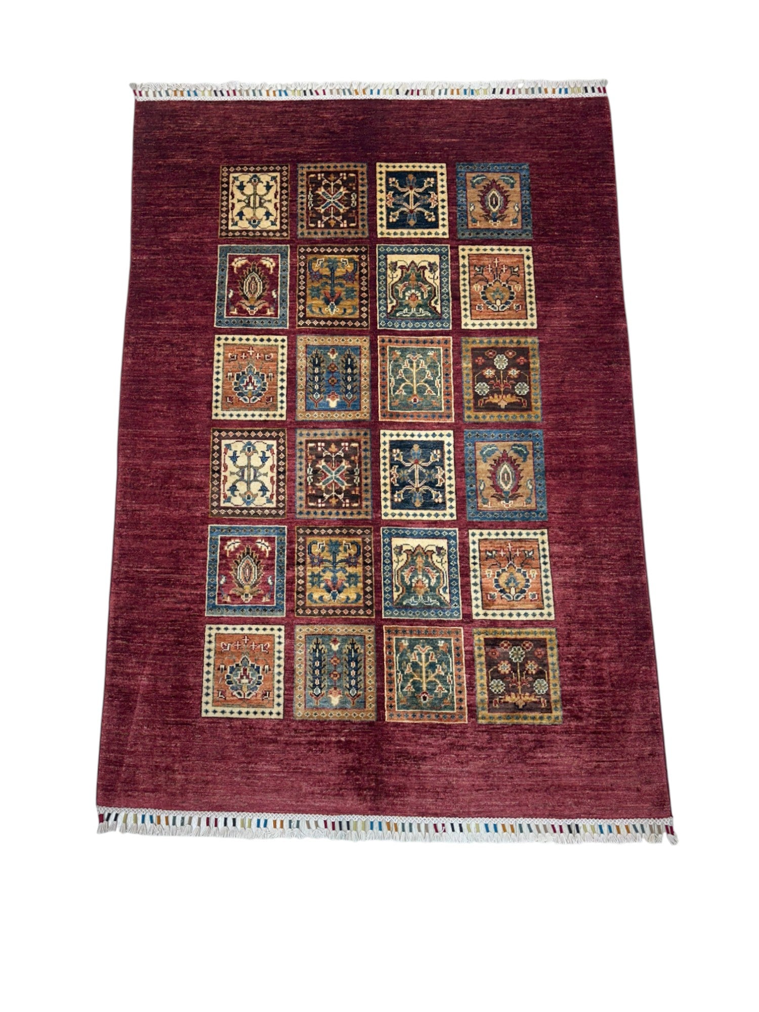 Hand-Knotted Afghani Bakhteiary Wool Rug – 4’2″ x 5’10″