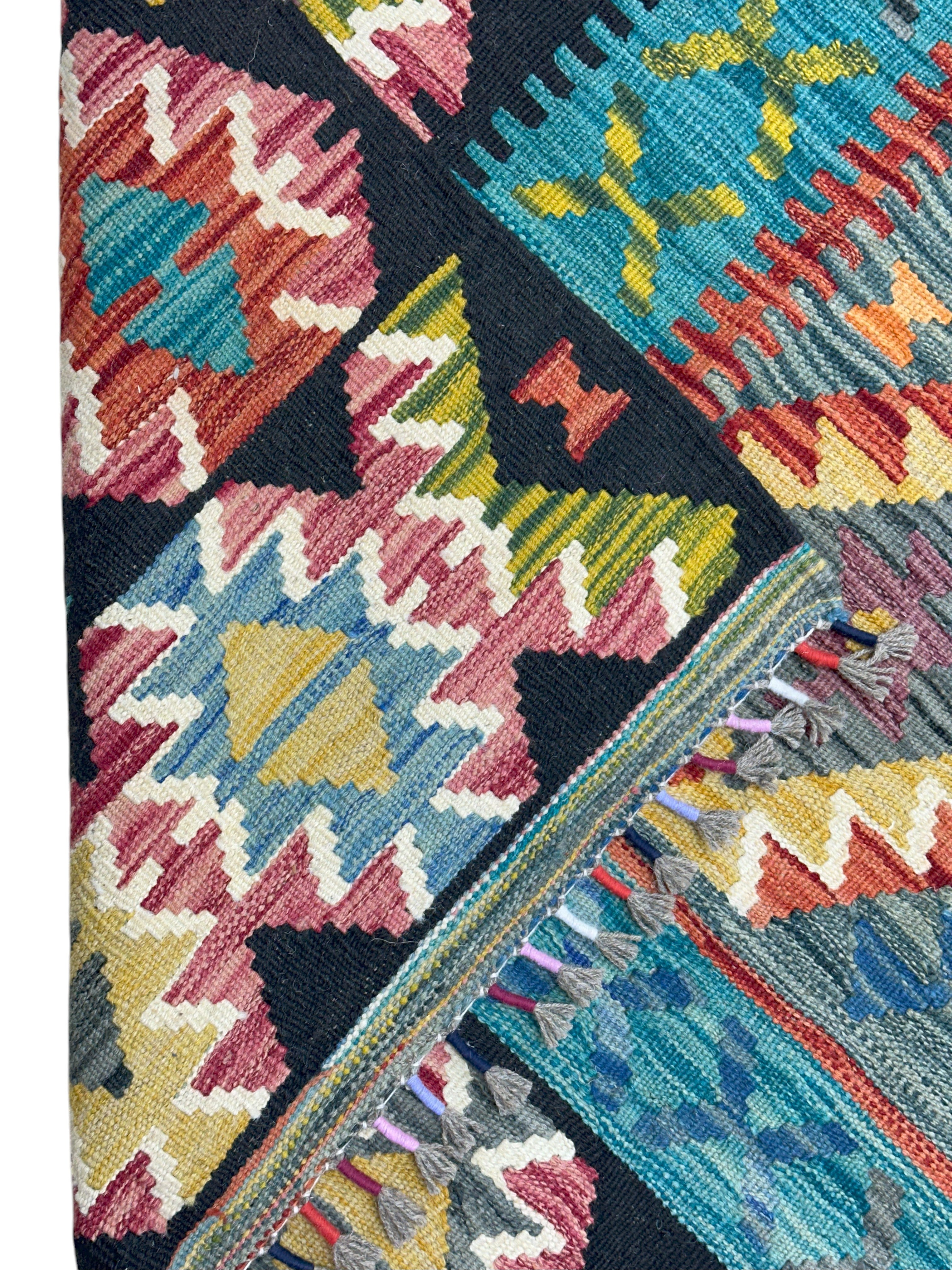 Hand-Woven Afghani Kilim Wool Rug 5'11" x 8'1"