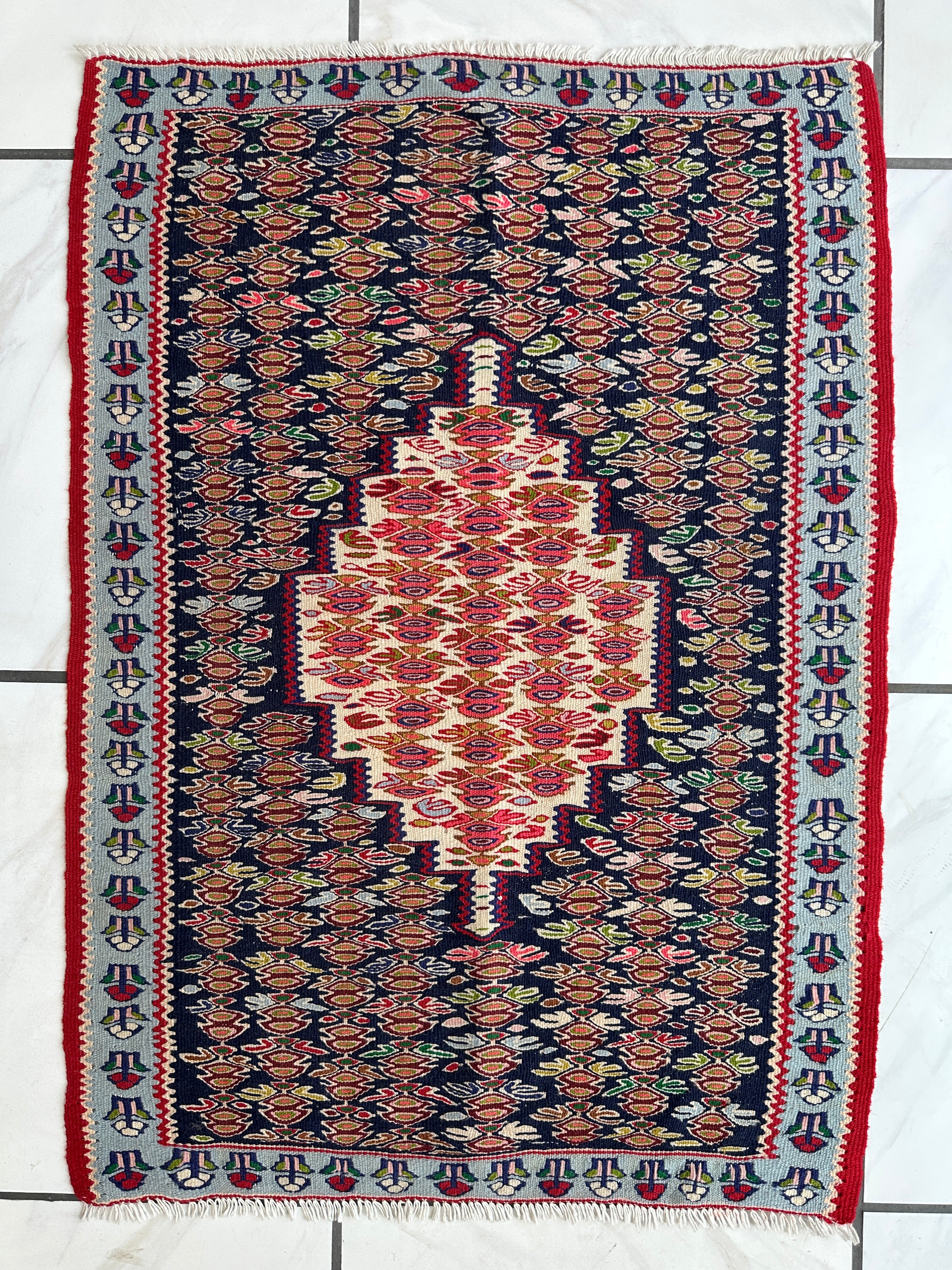 Exquisite Vintage Small Handmade Flatwooven Senneh Rug 2’2” x 3’4”
