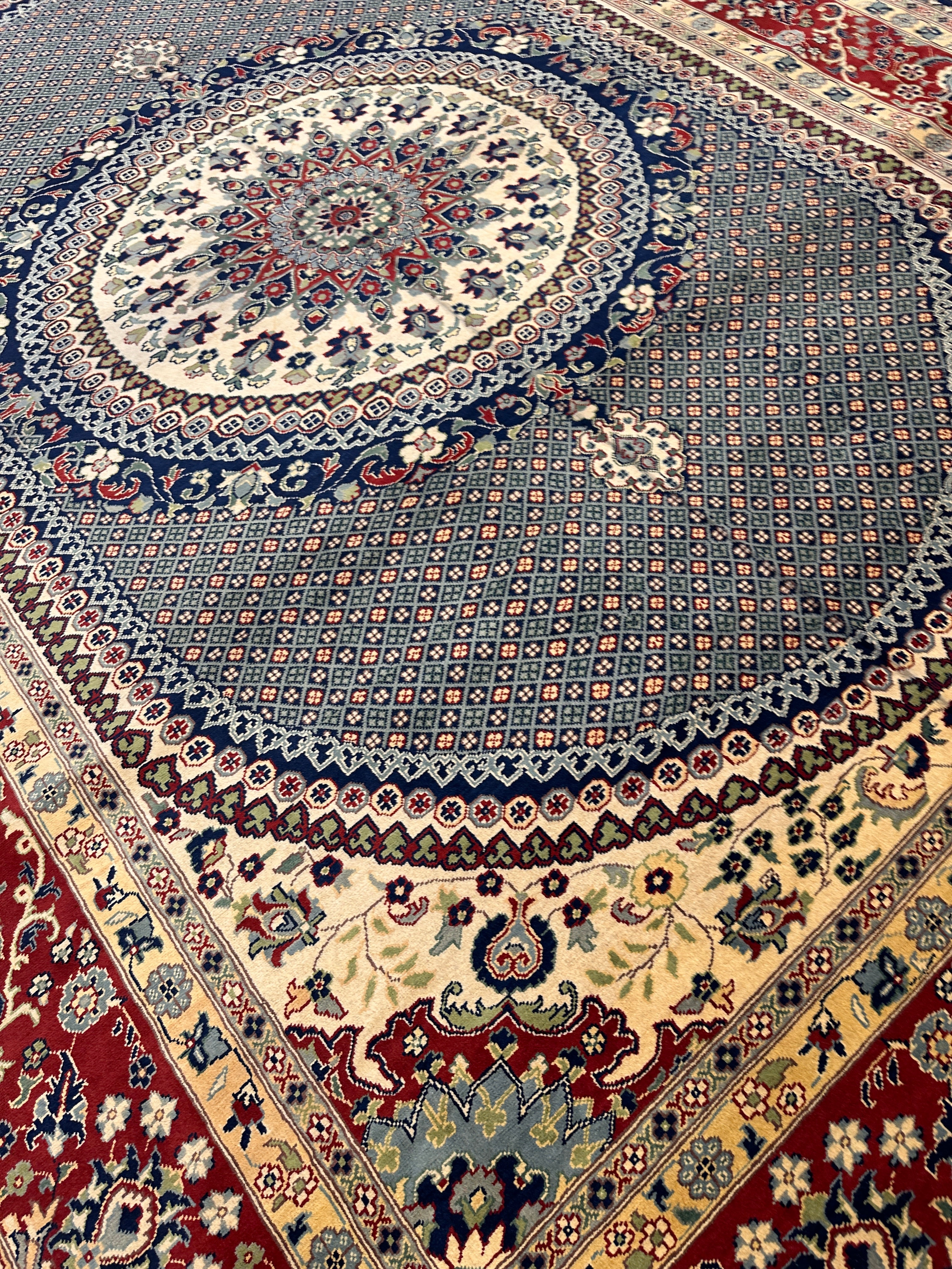 Hand-Knotted Afghani Rezmahi Wool Rug | Tabriz Mahi Design | 9′ x 12′