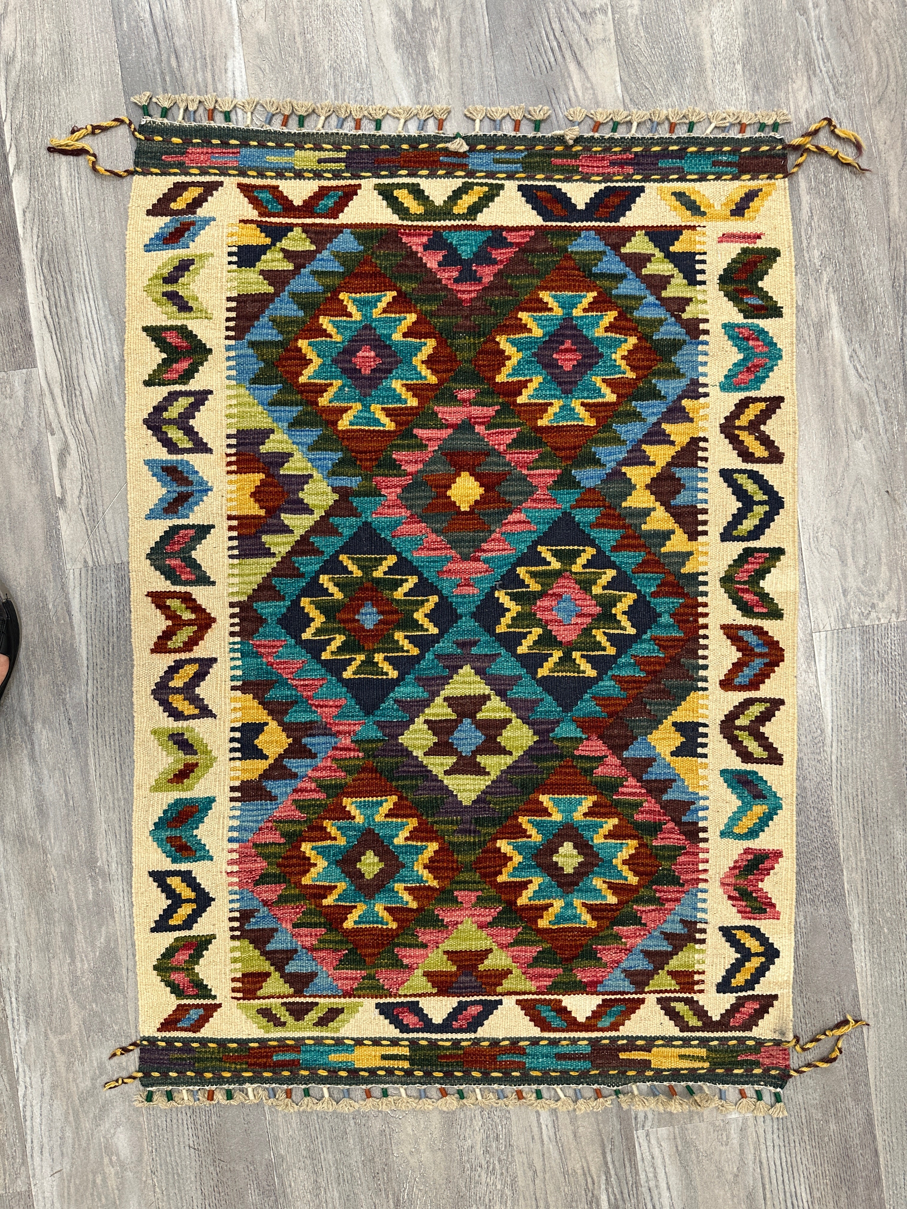 Hand-Woven Afghani Kilim Wool Rug 2'10" x 4'1"