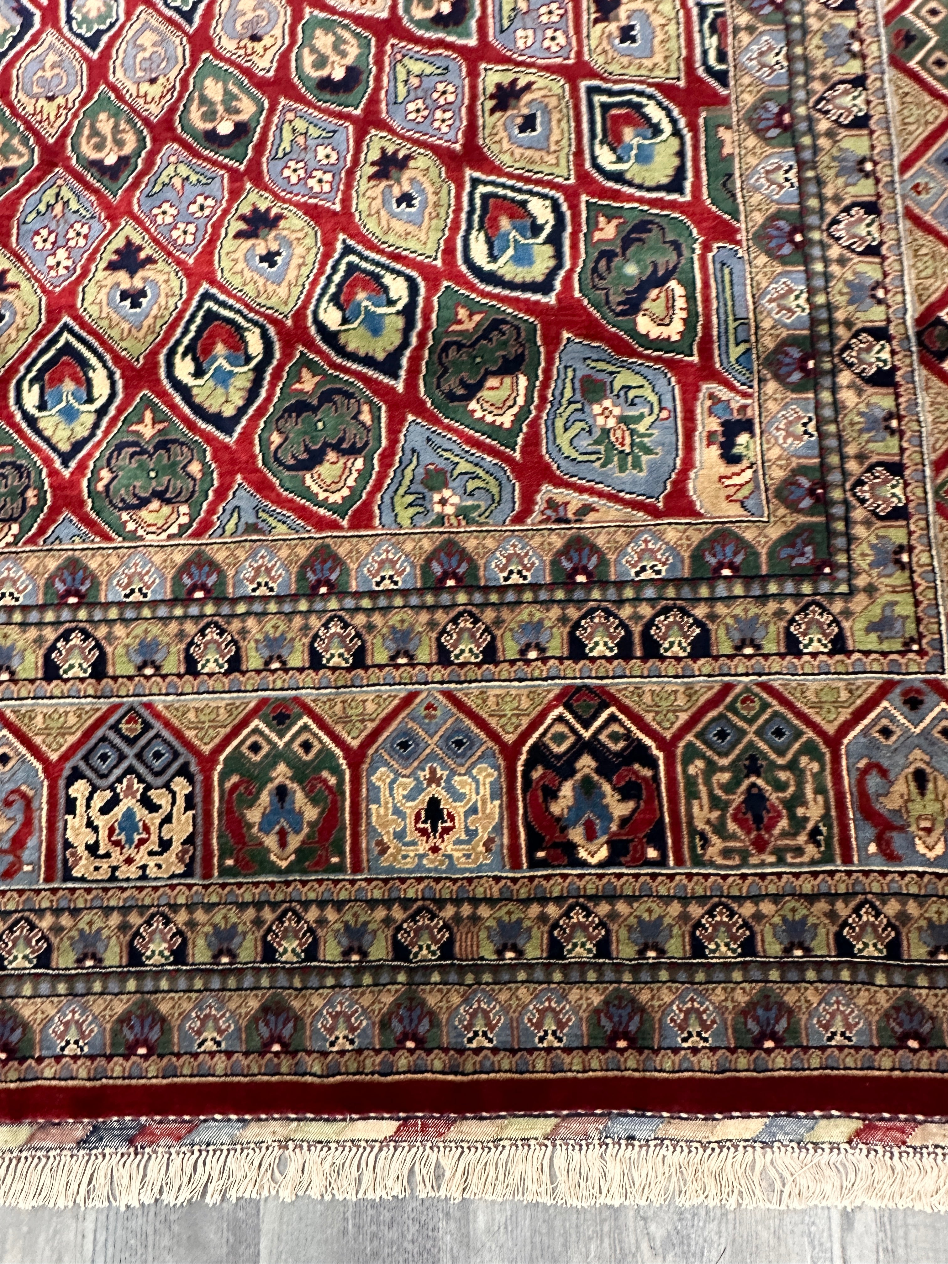 Hand-Knotted Afghani Parak Wool Rug | Dome Design | 8′ x 12′