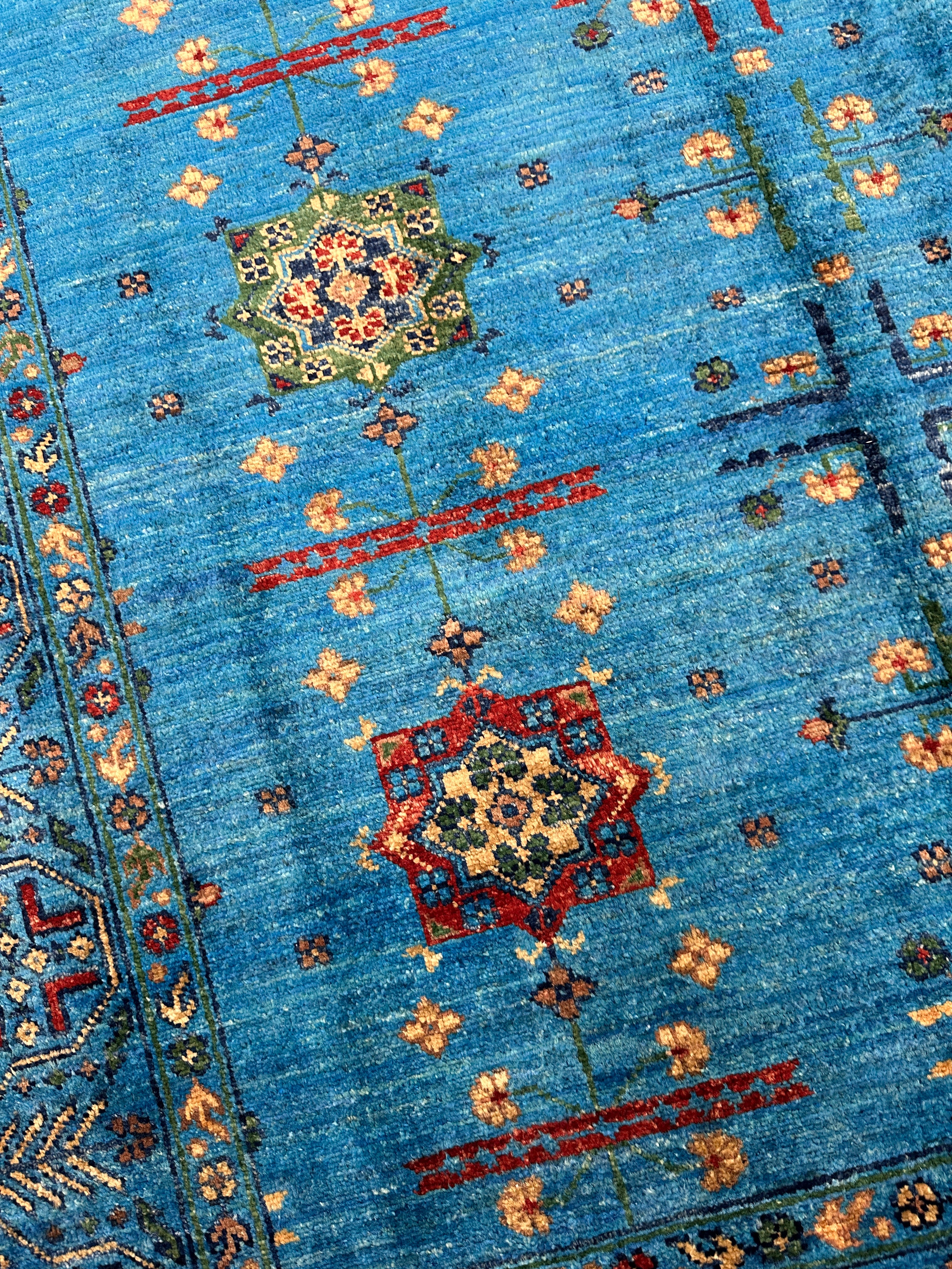 Hand-Knotted Afghani Chobi Ghazni Wool Rug | Geometric Design | 5′ x 7′