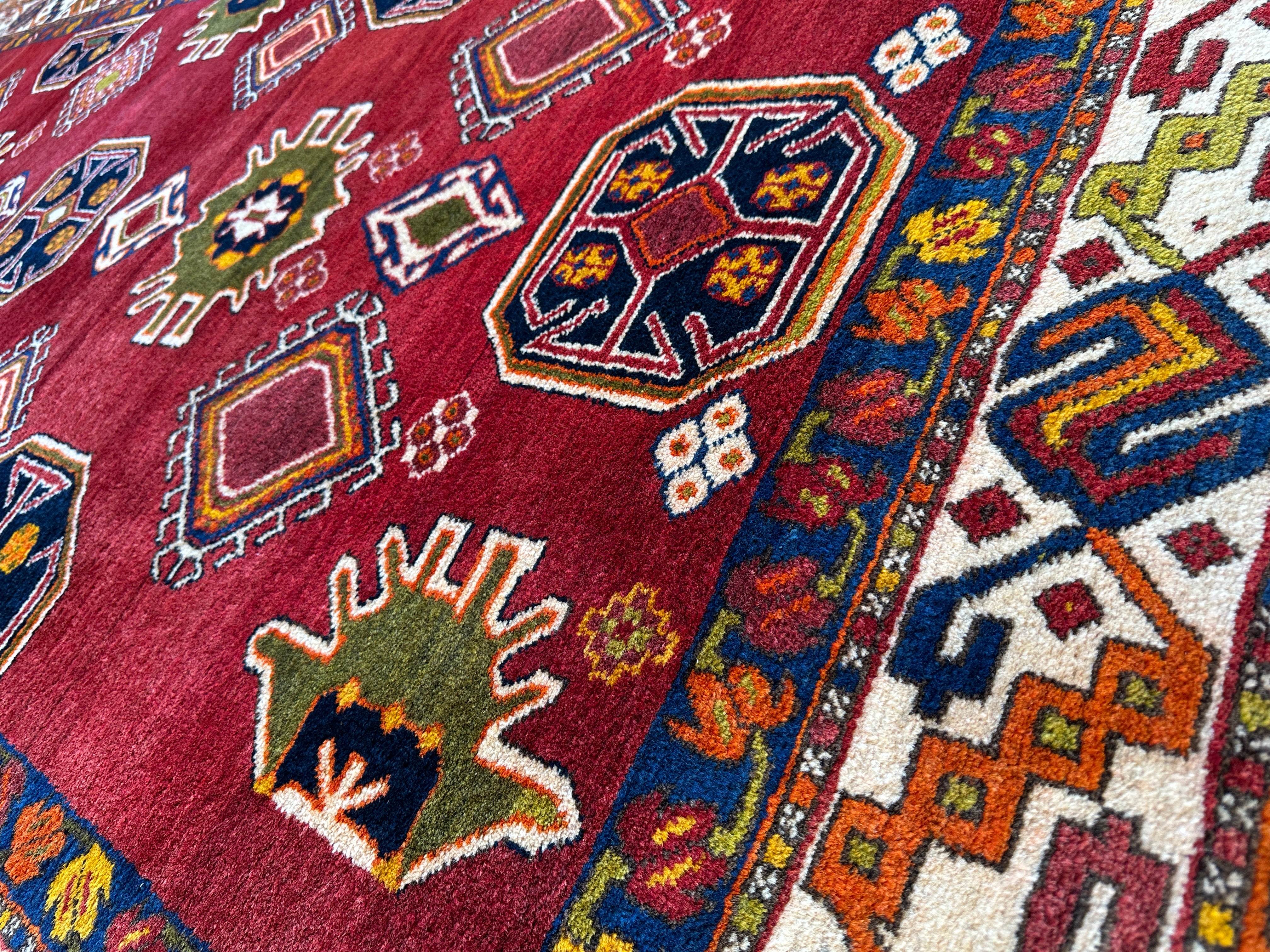 Hand-Knotted Persian Meshgin Wool Rug – 5’ x 11’ – Vintage Tribal Masterpiece