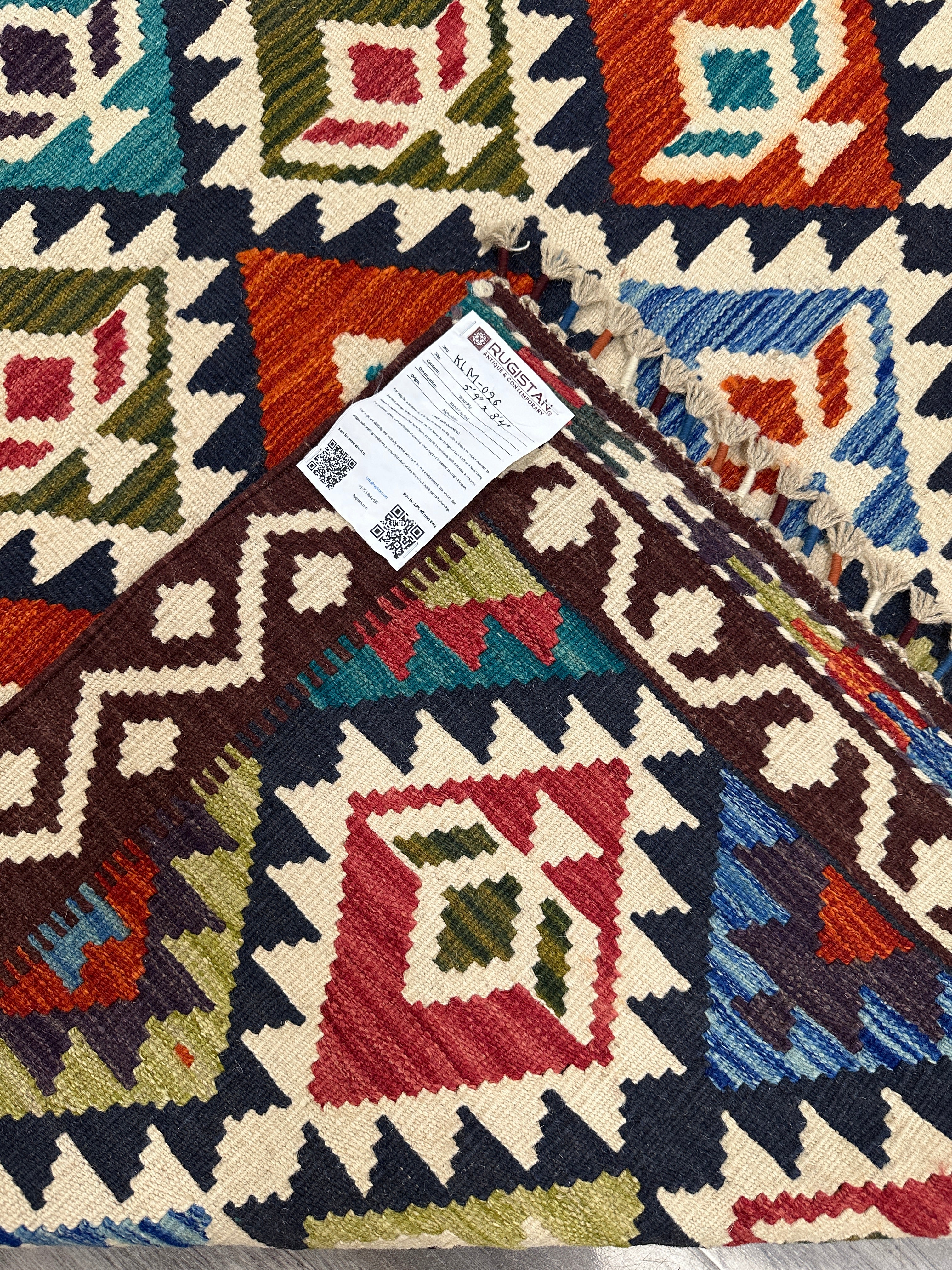 Hand-Woven Afghani Kilim Wool Rug 5'9" x 8'4"