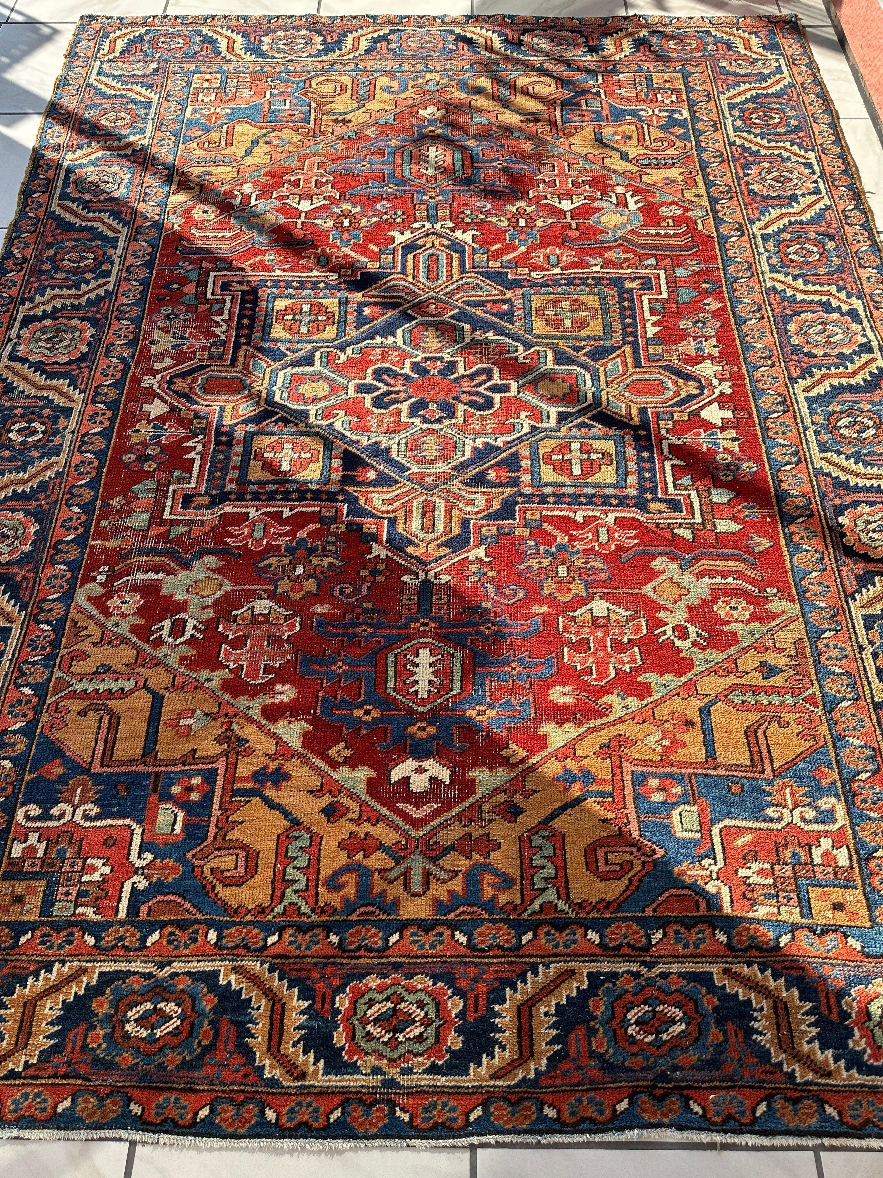 Antique Persian Herize Area Rug 6’10” x 9’1”
