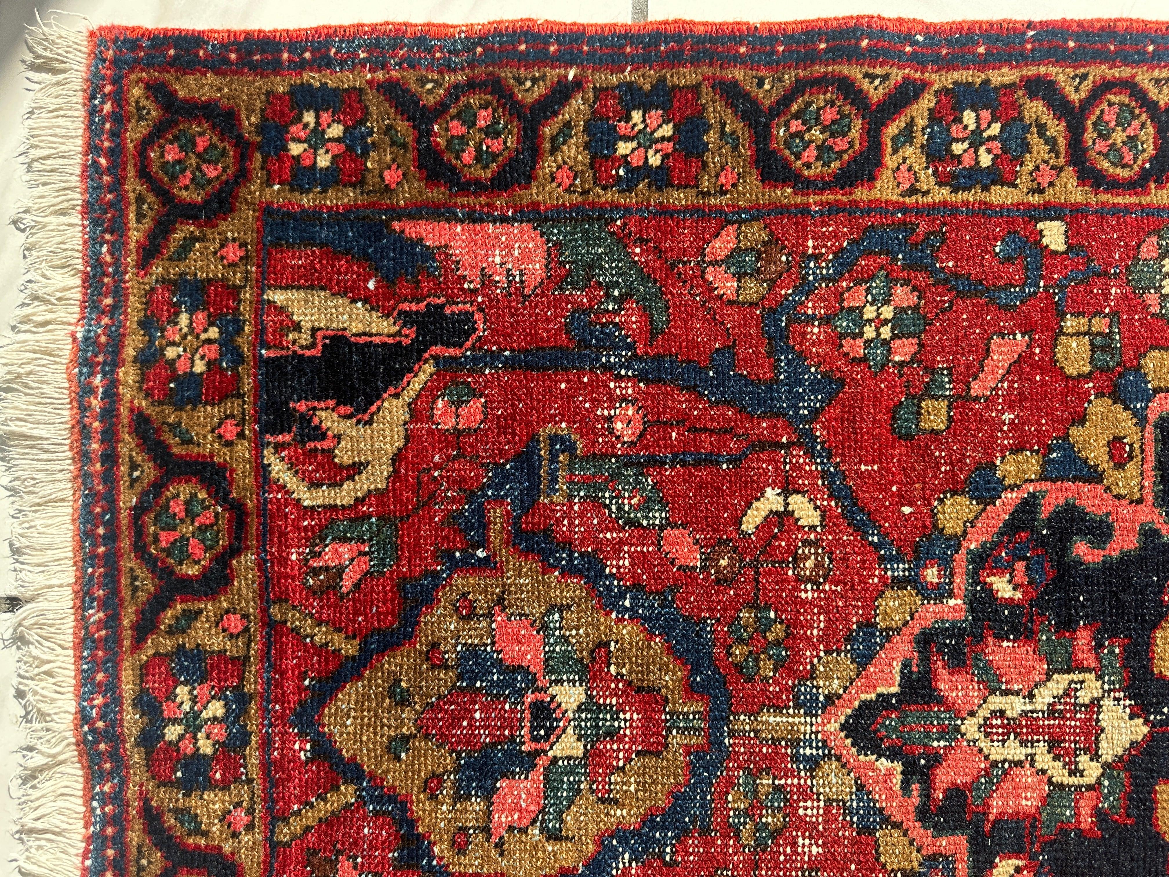 Hand-knotted Persian Hamadan wool Rug 2’8” x 4’6”