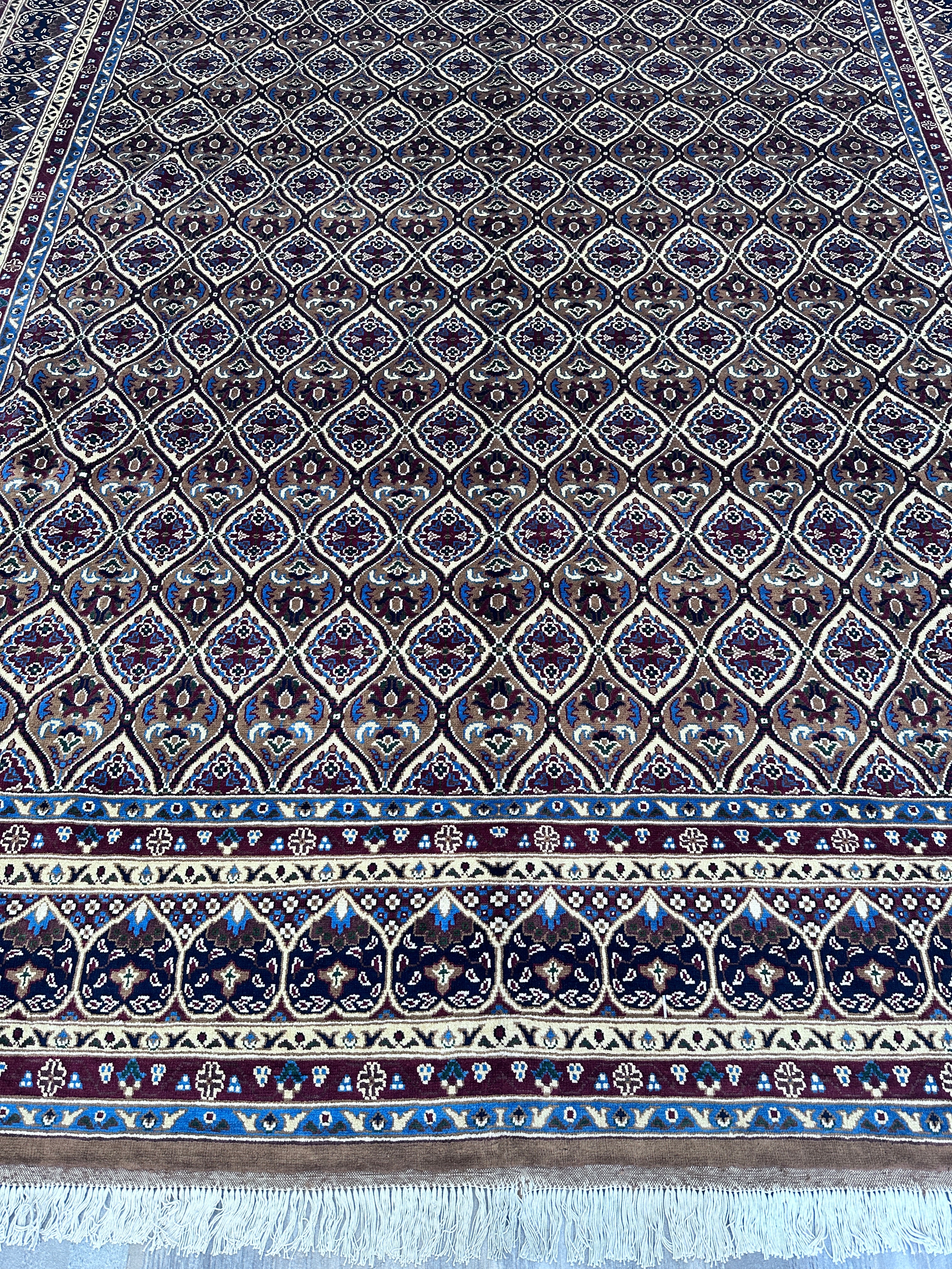 Hand-Knotted Afghani Heart Shape Wool Rug – 8’5″  x  11’6″