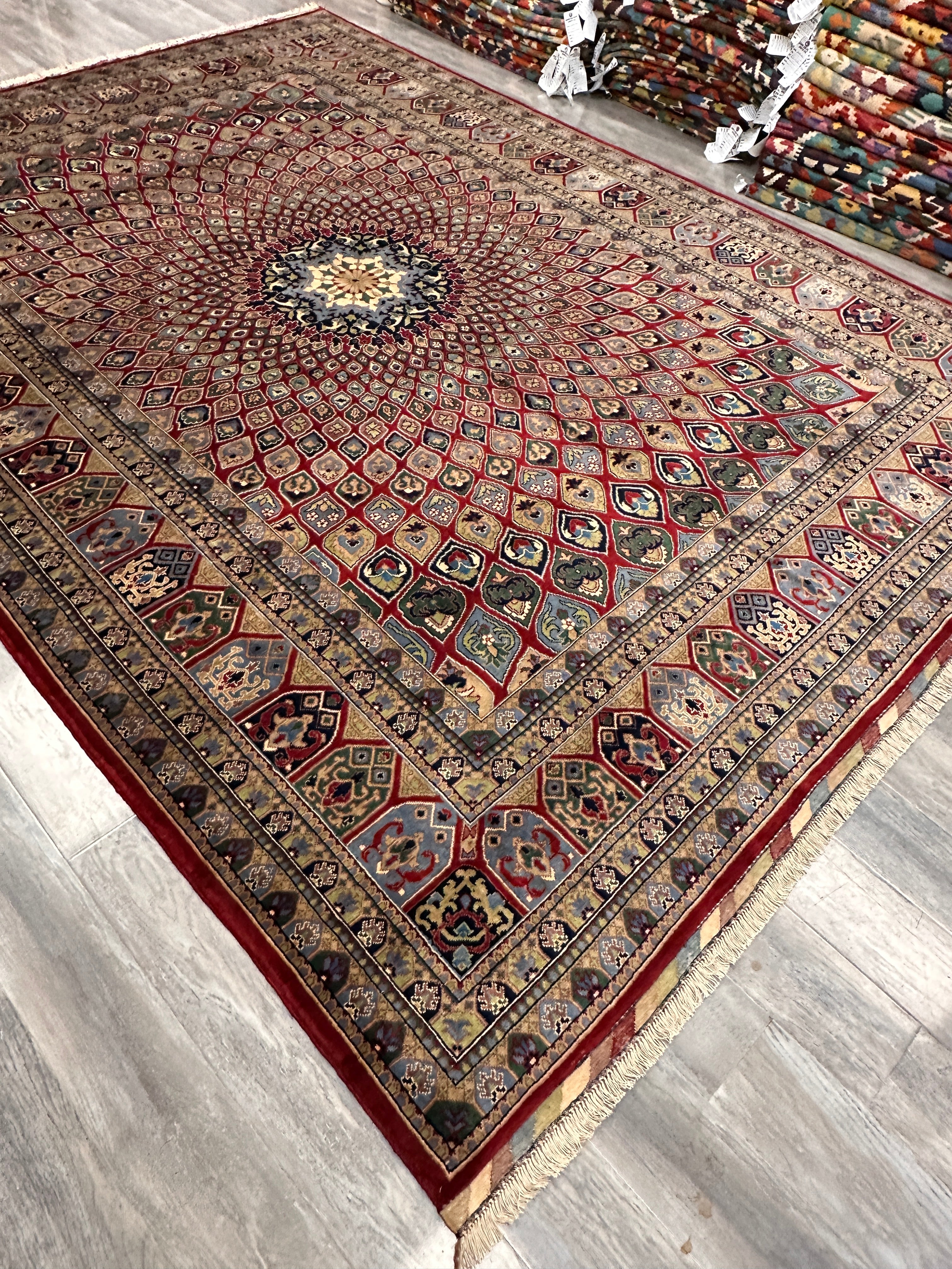 Hand-Knotted Afghani Parak Wool Rug | Dome Design | 8′ x 12′