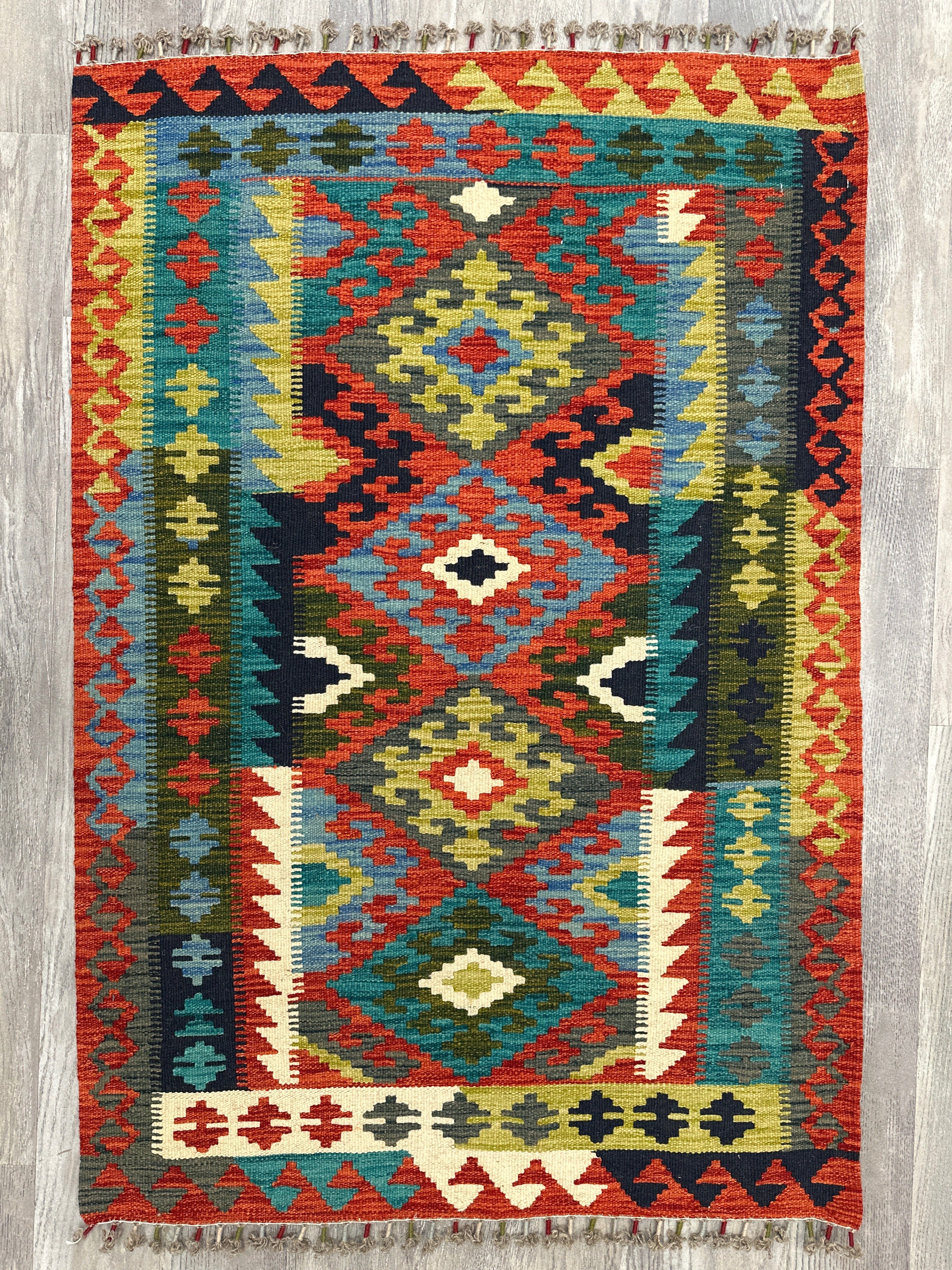 Hand-Woven Afghani Kilim Wool Rug 3'3" x 4'10"