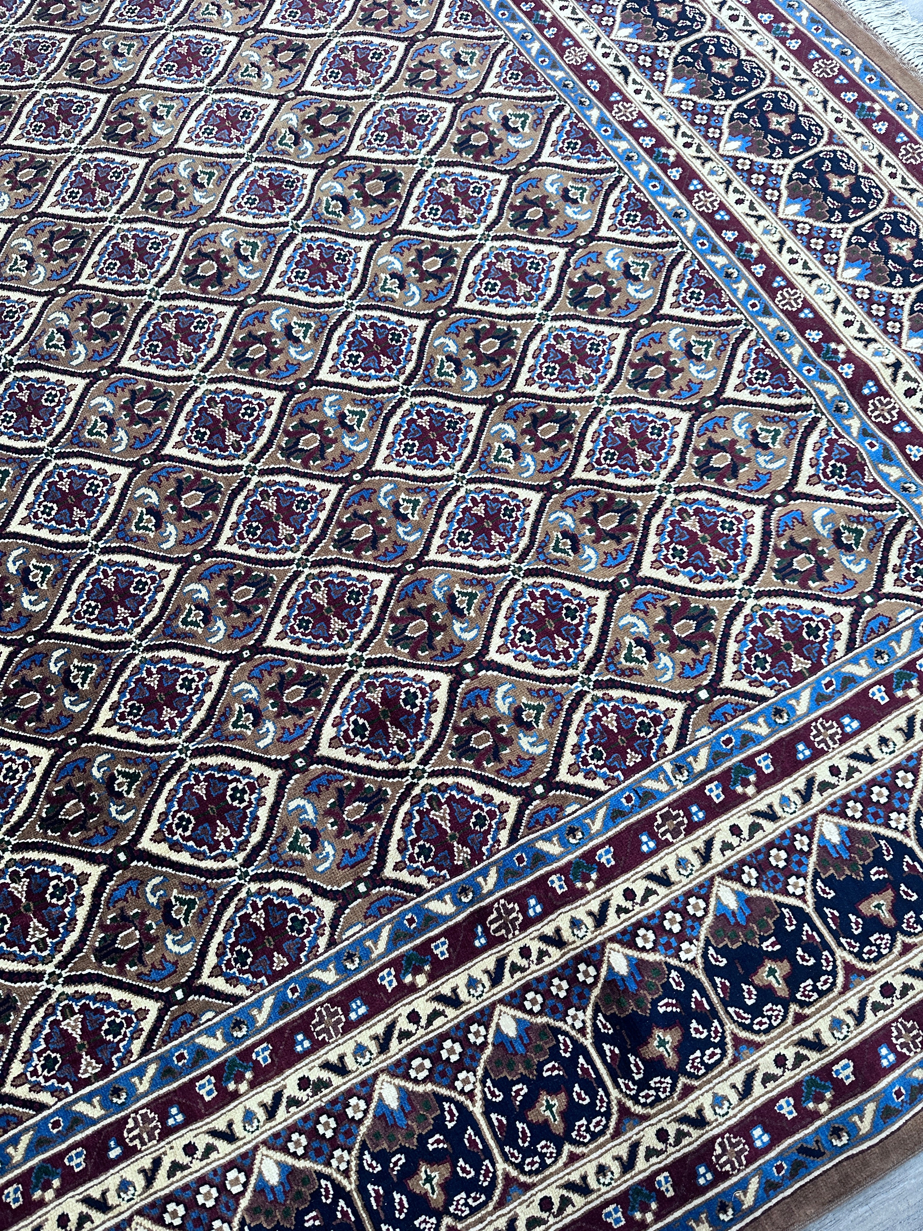 Hand-Knotted Afghani Heart Shape Wool Rug – 8’5″  x  11’6″