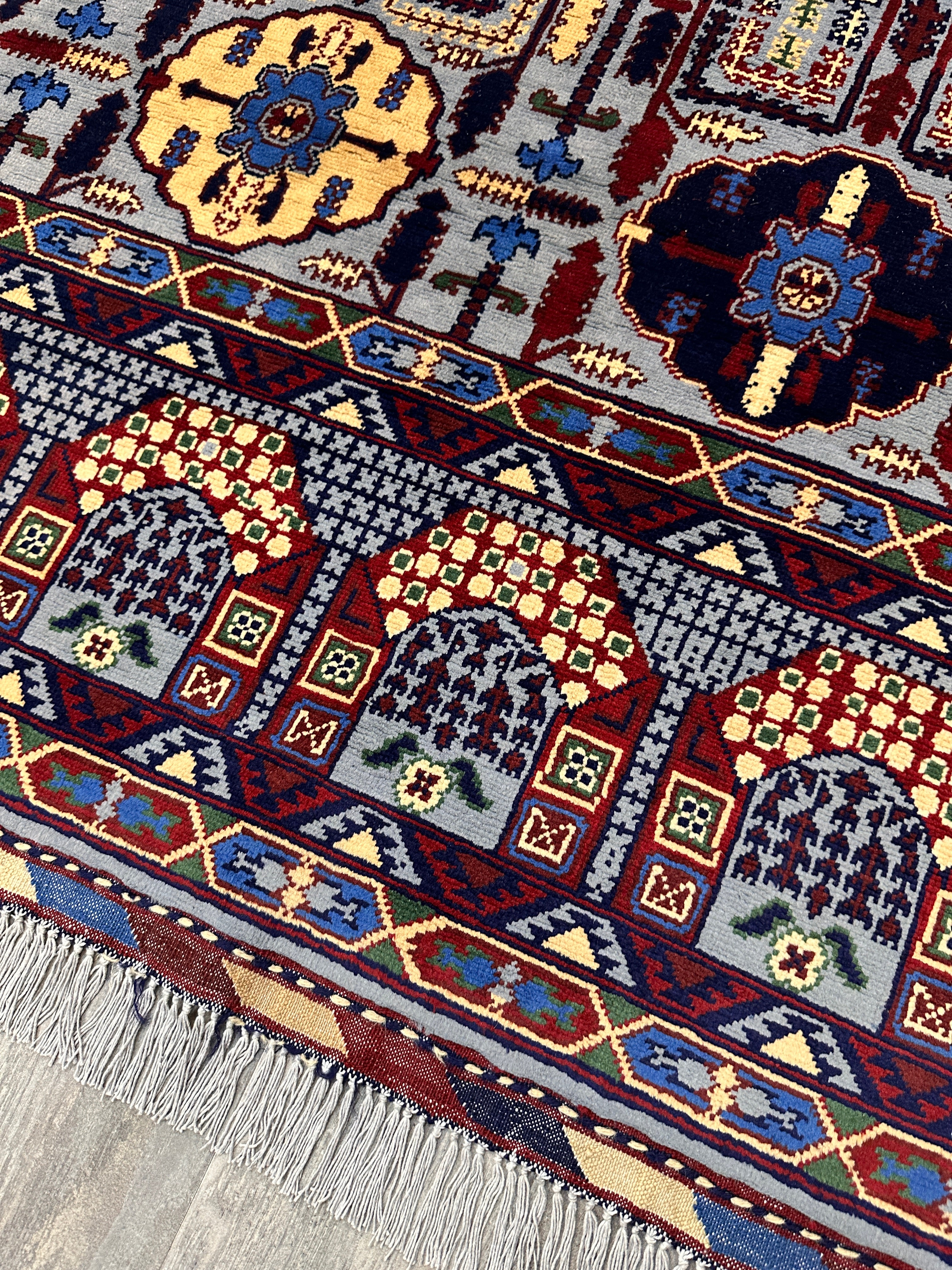 Hand-Knotted Afghani Parak Wool Rug | Dome Design | 8′ x 12′