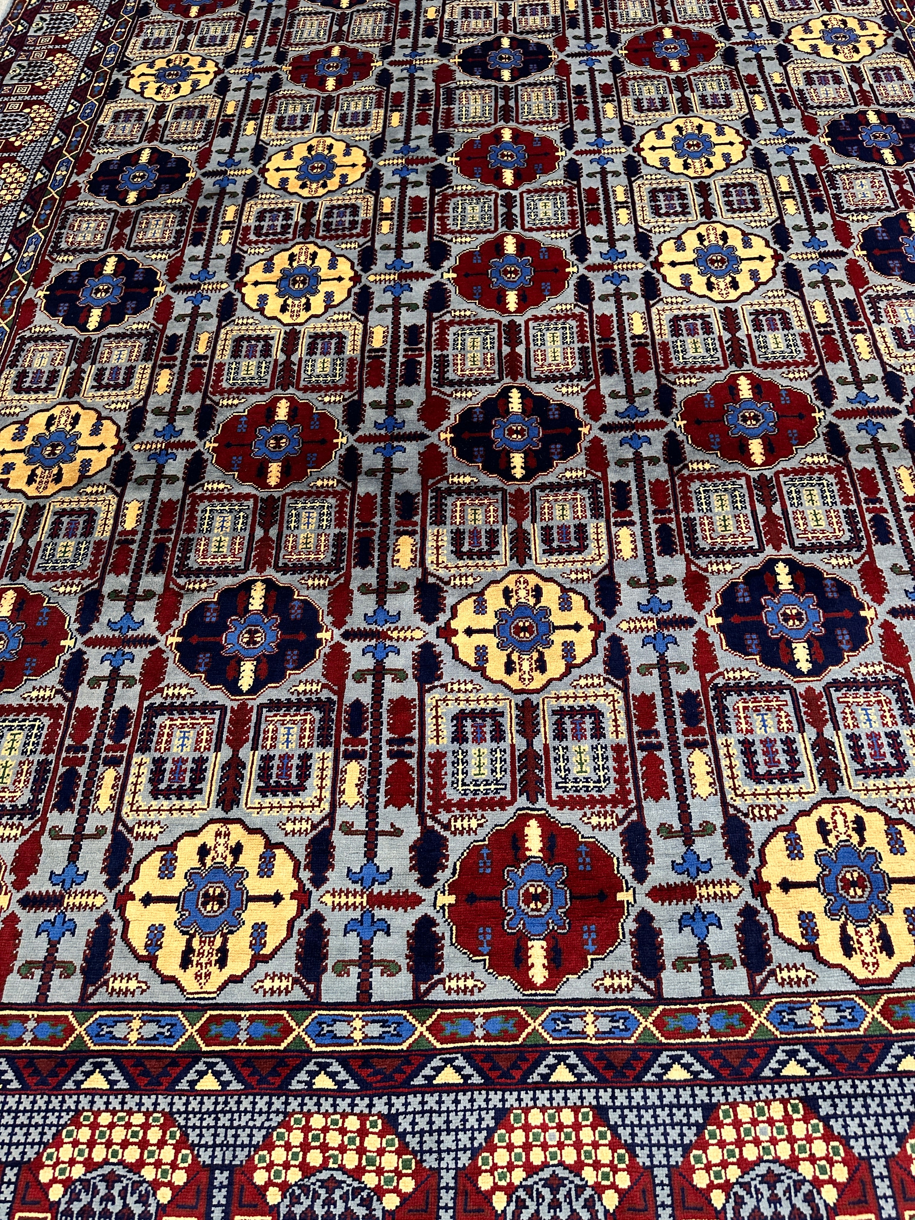 Hand-Knotted Afghani Parak Wool Rug | Dome Design | 8′ x 12′