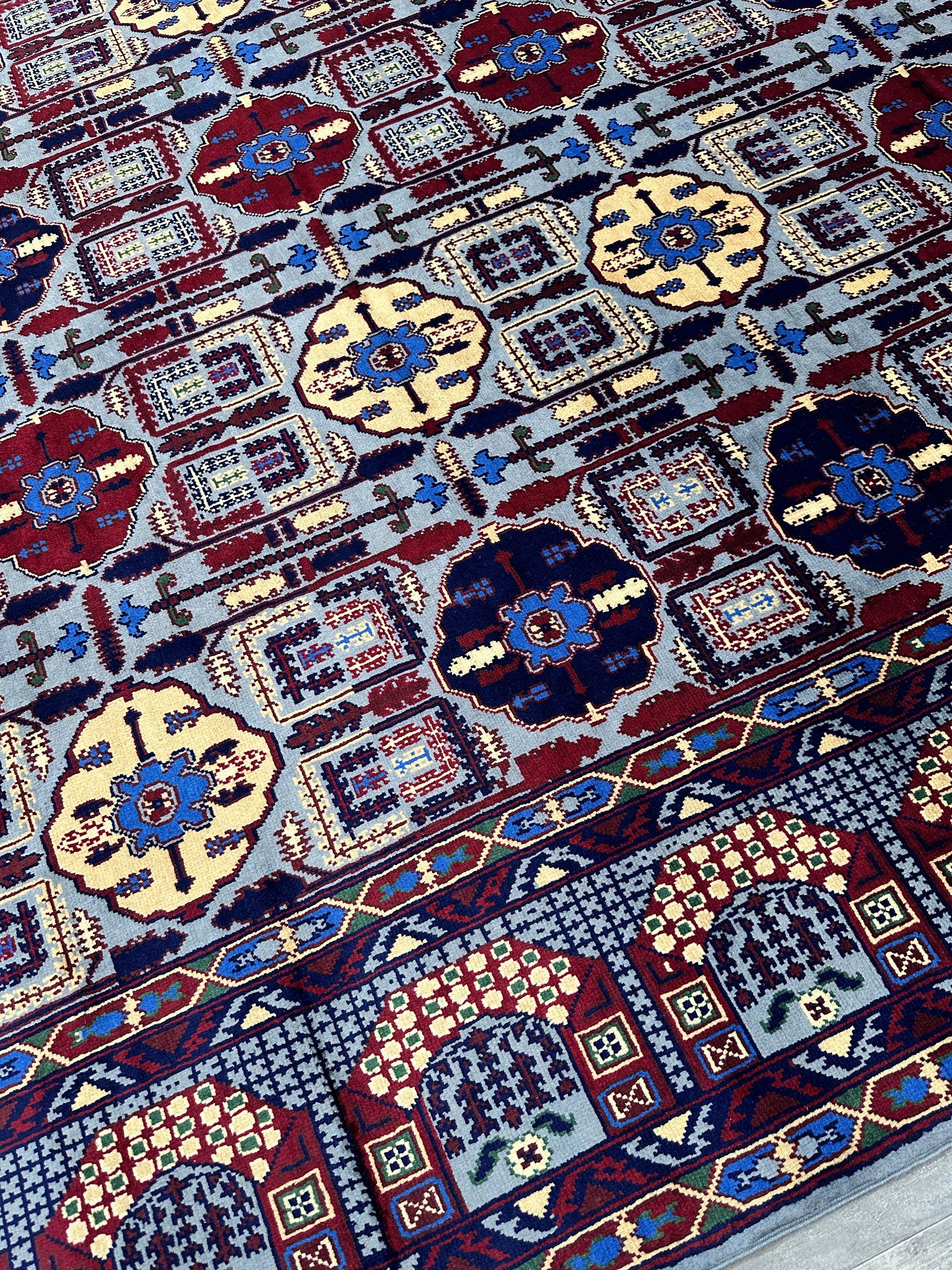 Hand-Knotted Afghani Parak Wool Rug | Dome Design | 8′ x 12′