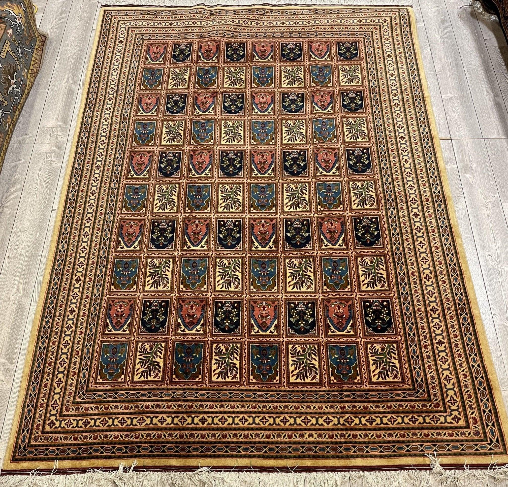 Afghani Area Rug I Bakhtiari 7x10 Ft