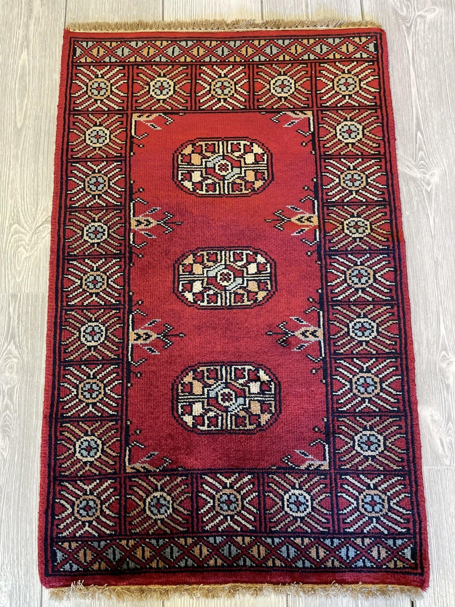Beautiful Turkoman Bokhara Felpah Area Rug 2x3 Ft