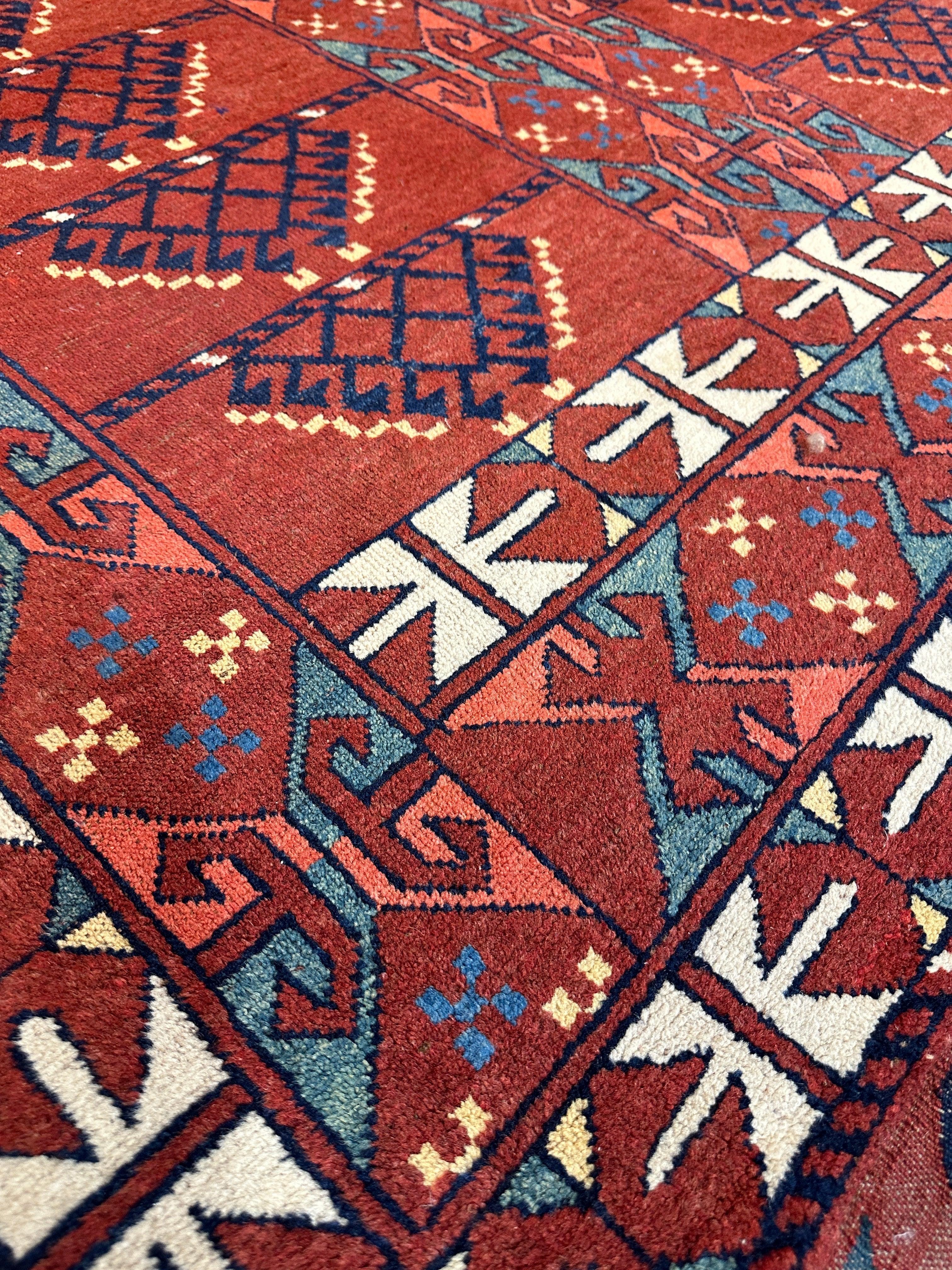 Gorgeous Vintage 1960’s Turkoman Ersari Rug 5 x 7