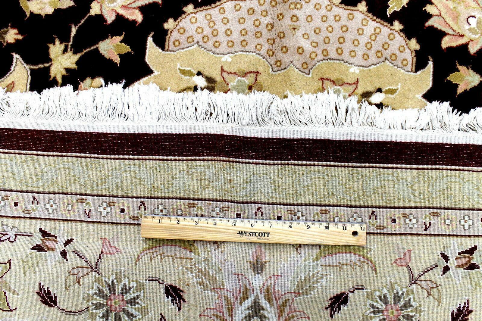Handmade Pak-Tabriz Oriental Rug 9’ x12’