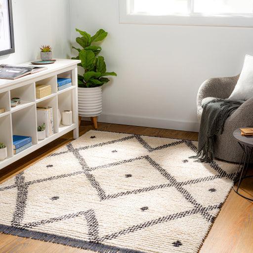 Surya Enzo ENZ-2301 2'7" x 7'3" Rug