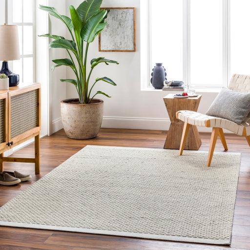 Surya Lumi LUM-2300 8' x 10' Rug