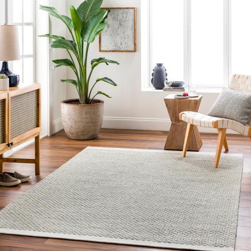 Surya Lumi LUM-2304 5' x 7'6" Rug