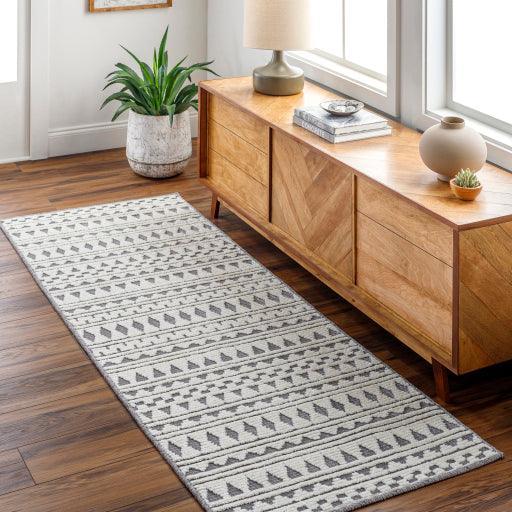 Surya Lyna LYA-2305 2'7" x 7'2" Rug