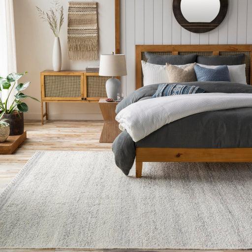 Surya Sadie SID-2302 5' x 7'6" Rug