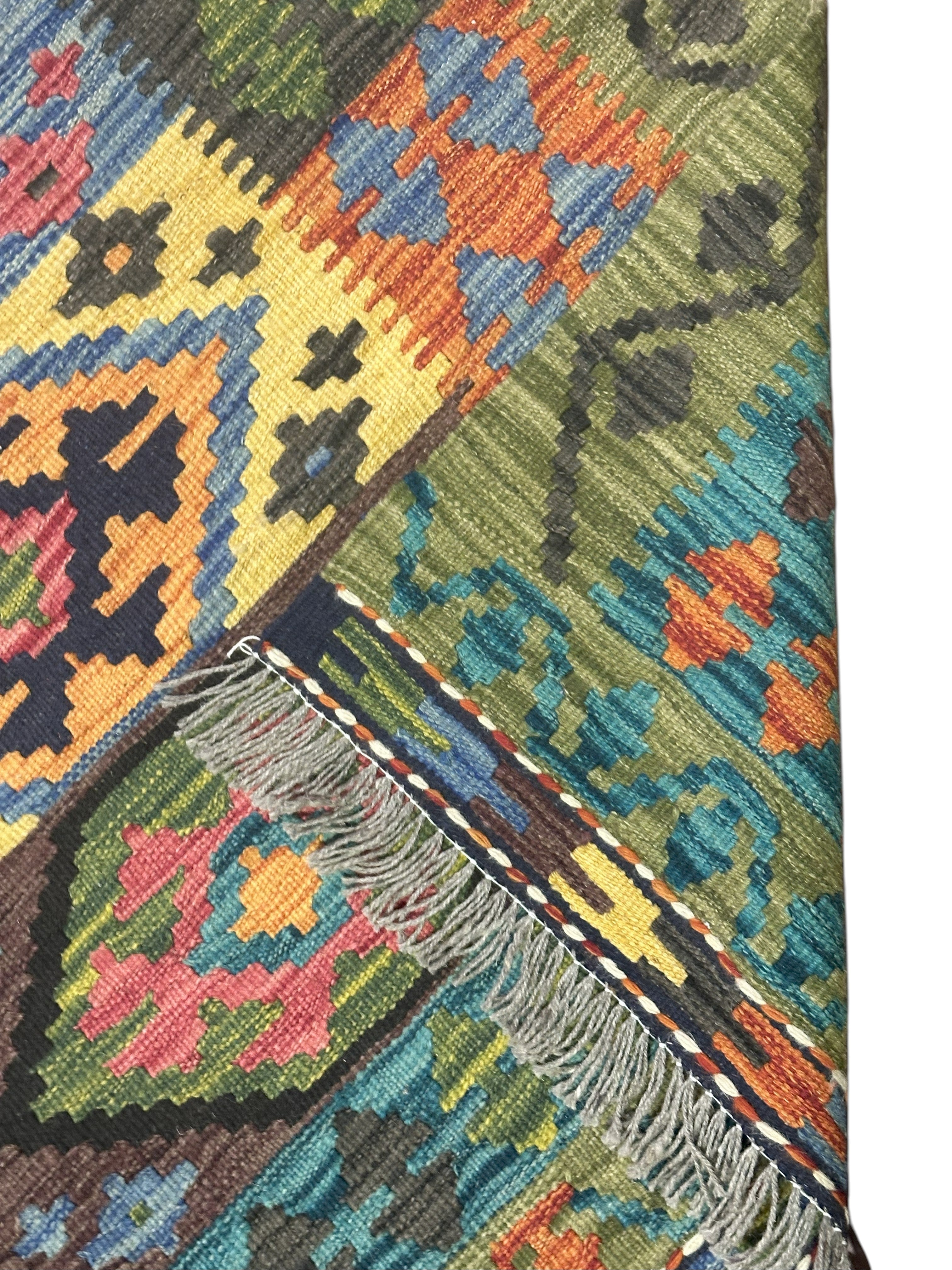 Hand-Woven Afghani Kilim Wool Rug 6'6" x 5'