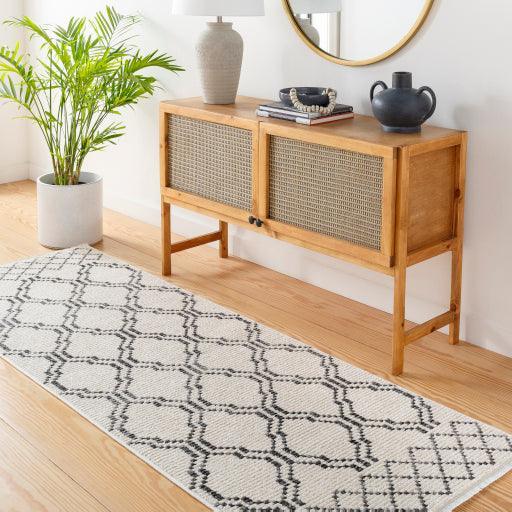 Surya Calico CAC-2303 7'10" x 10'10" Rug